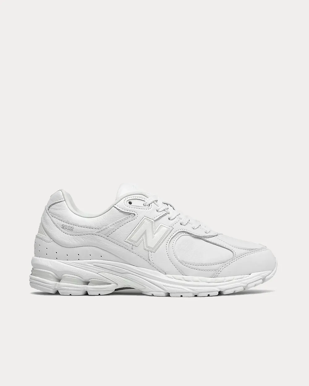 2002R Munsell White Low Top Sneakers