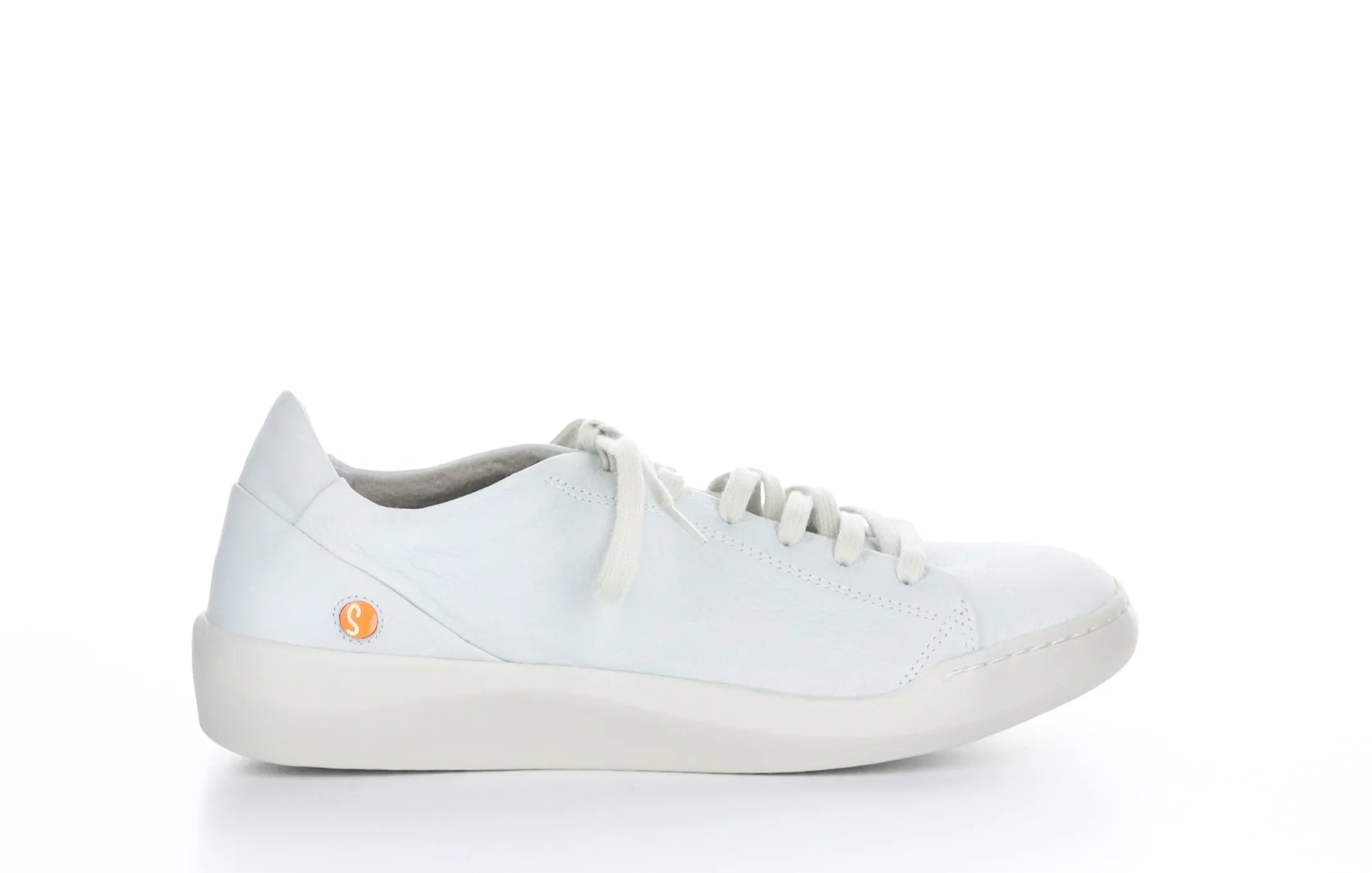 BAUK543SOF White Lace-up Trainers