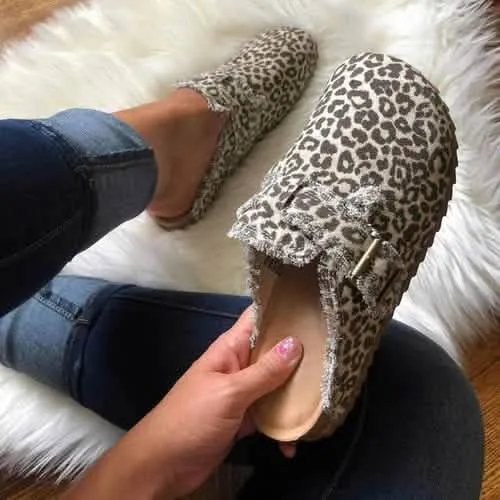 Chic Vintage Canvas Slip-On Clogs for Women - Comfortable Round Toe Flats