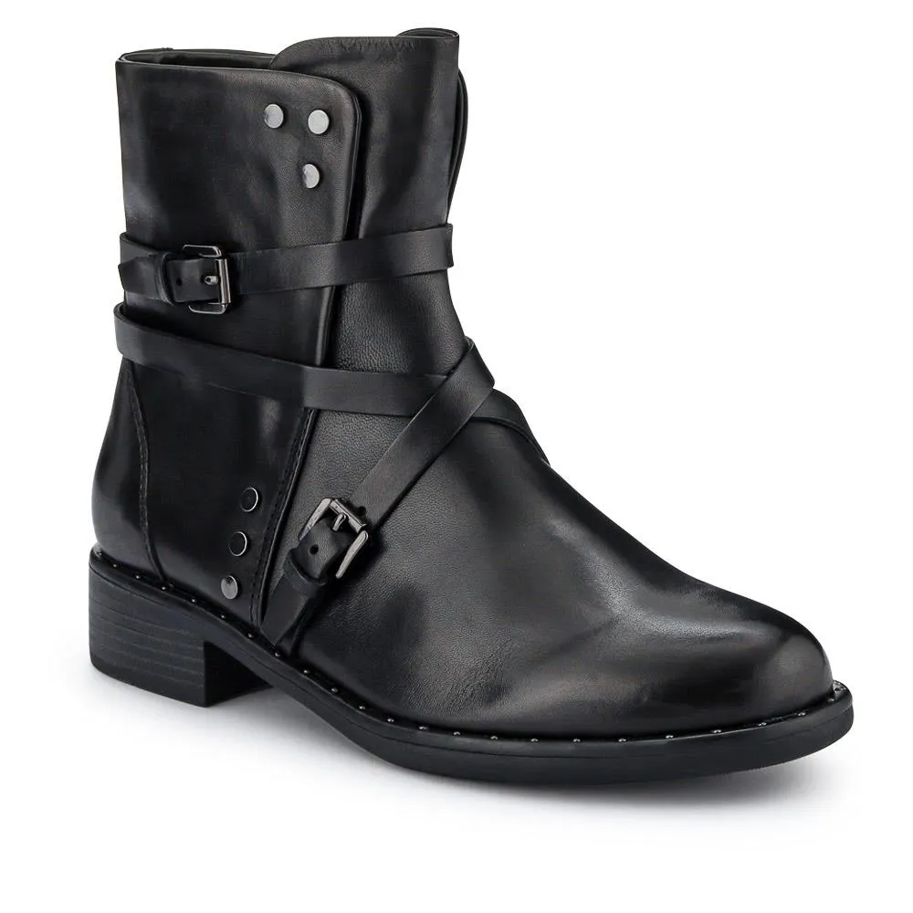 Leather Ankle Boots - GAB40511 / 325 885
