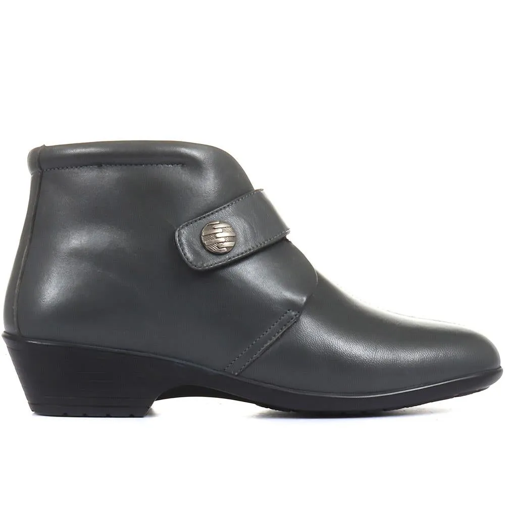 Leather Ankle Boots - KF28026 / 313 332