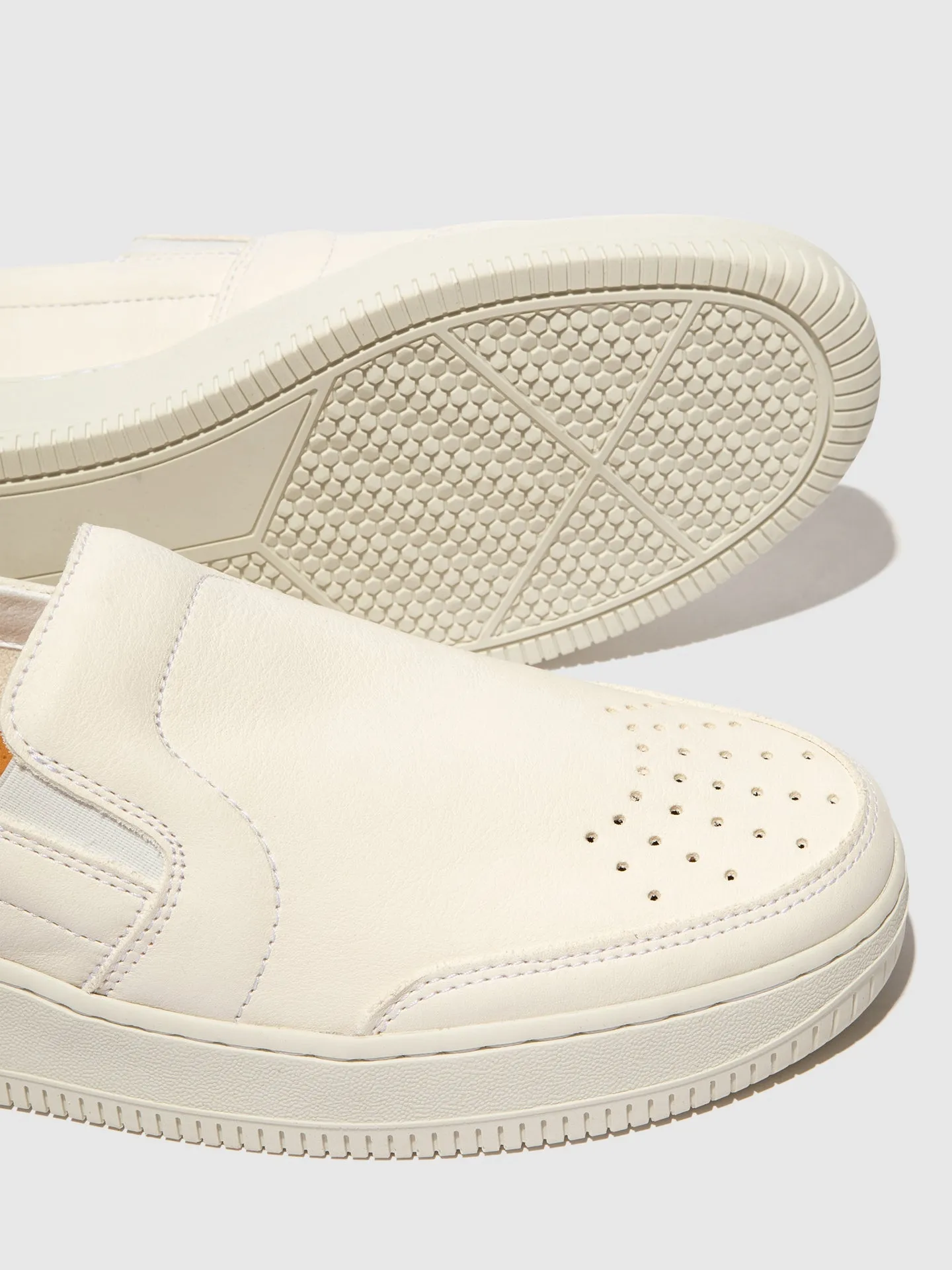 Slip-on Trainers BOWL515FLY OFFWHITE