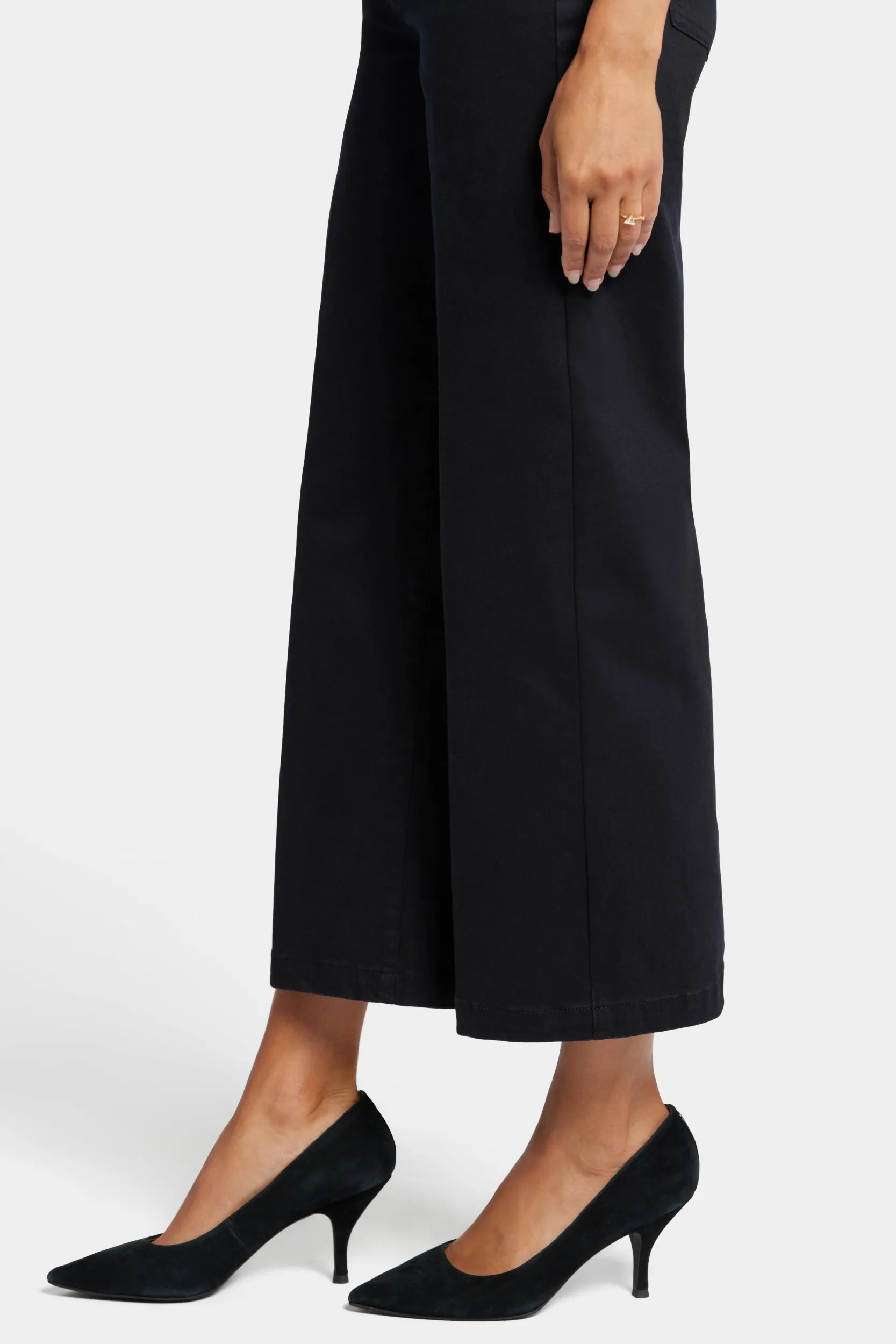 Teresa Wide Leg Ankle Jeans | Black