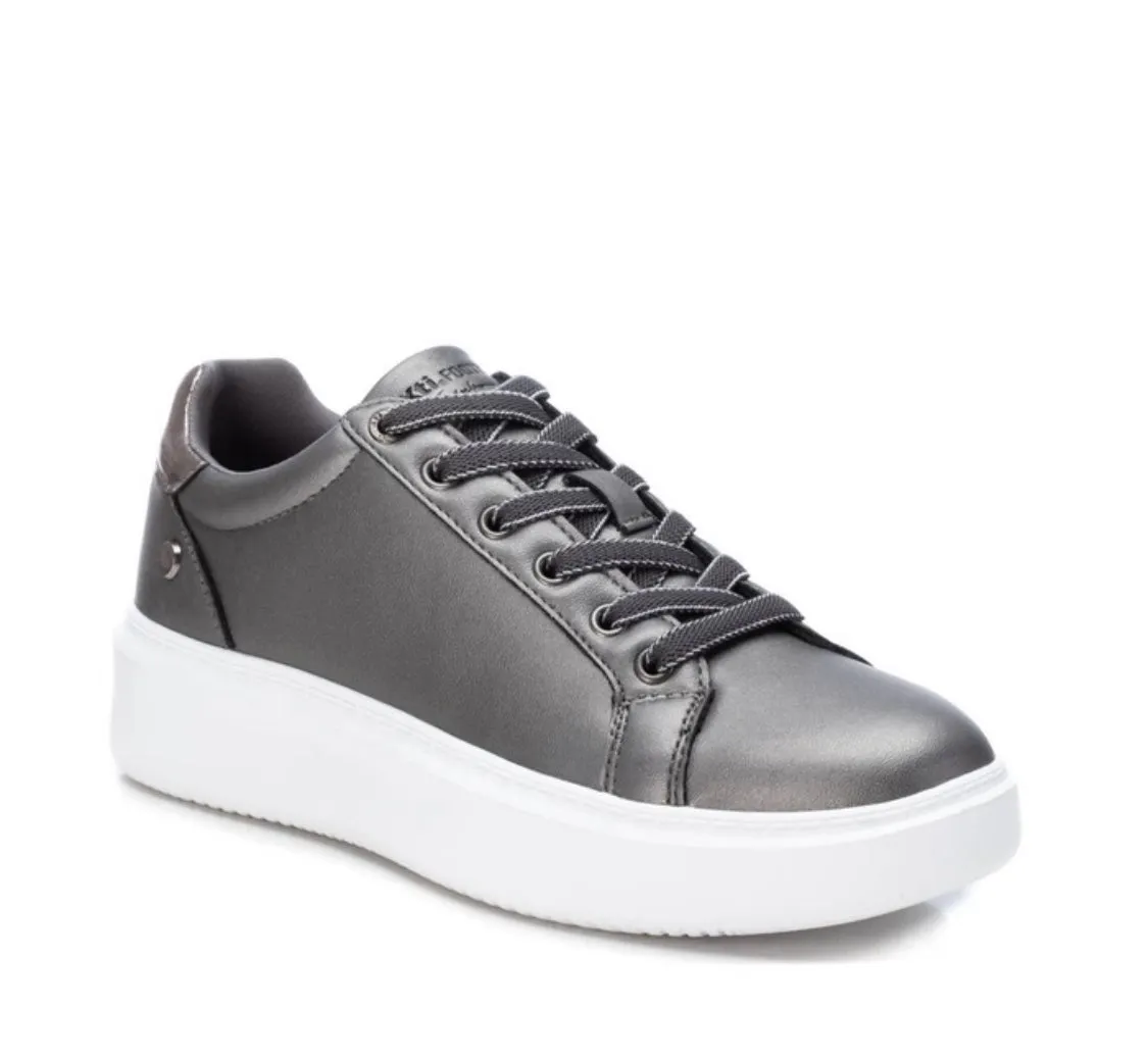 XTI Ladies Ladies Metallic Lace Up Sneaker